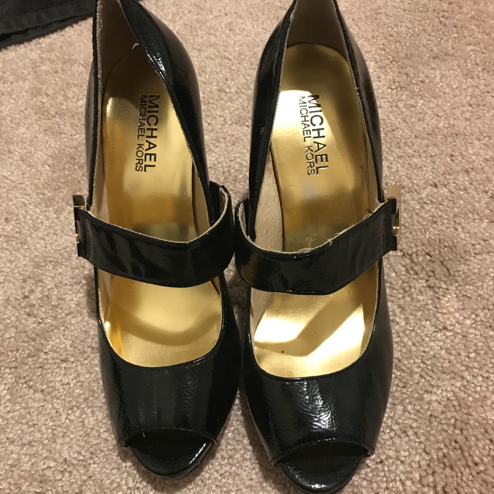 Michael kors heels